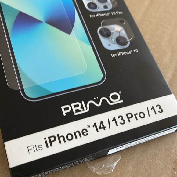 Primo Tempered Glass. iPhone Protector Set. - Picture 3 of 4